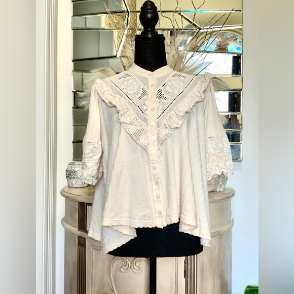 NWOT Free People Short Sleeve Button-Down Shirt Ivory S - Picture 1 of 10